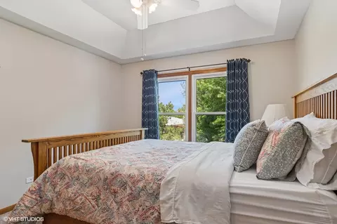 Bedroom - 2020 Saint Andrews Dr, Plainfield, IL 60586 photo 3 of 4