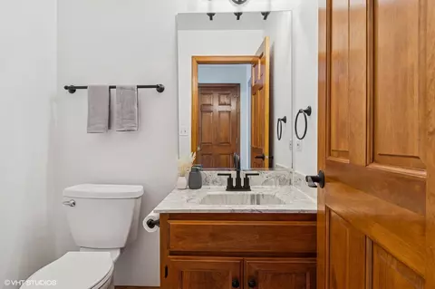 Bath - 2020 Saint Andrews Dr, Plainfield, IL 60586 photo 4 of 4