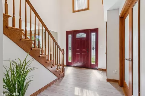 Entry Way - 2020 Saint Andrews Dr, Plainfield, IL 60586 photo 1 of 3