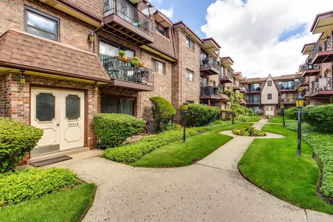 6453 N A N Northwest Hwy #3N, Chicago, IL 60631