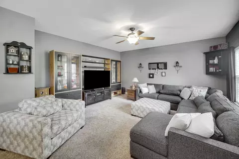 Living - 28749 W Pondview Dr, Lakemoor, IL 60051 photo 2 of 2