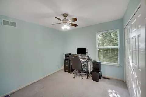 Bedroom - 28749 W Pondview Dr, Lakemoor, IL 60051 photo 6 of 6