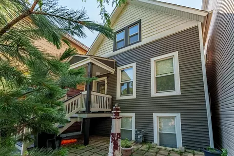 1702 N Kimball Ave, Chicago, IL 60647