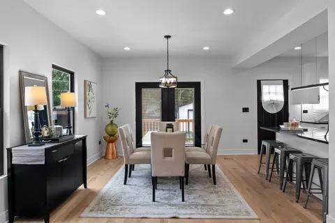Dining - 2305 W 111th Pl, Chicago, IL 60643 photo 2 of 3