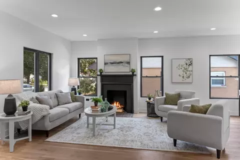 Living - 2305 W 111th Pl, Chicago, IL 60643 photo 1 of 5