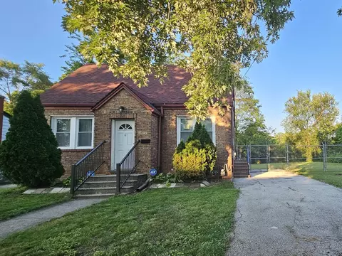 14931 Riverside Dr, South Holland, IL 60473