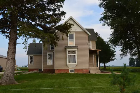 3309 N 1030 East Rd, Farmer City, IL 61842