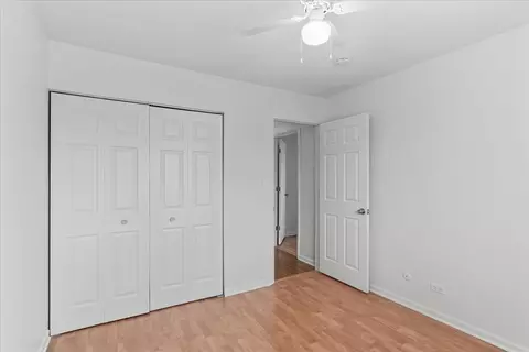 Bedroom - 1581 Cornell Pl, Hoffman Estates, IL 60169 photo 6 of 6