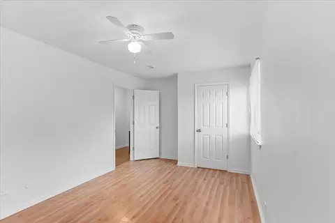 Bedroom - 1581 Cornell Pl, Hoffman Estates, IL 60169 photo 3 of 6