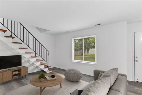 Other - 1581 Cornell Pl, Hoffman Estates, IL 60169 photo 2 of 4