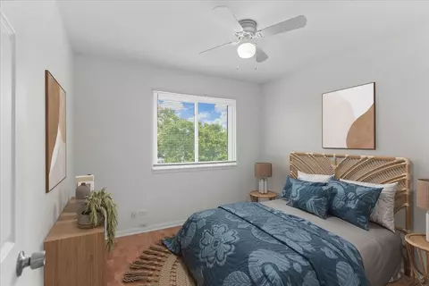 Bedroom - 1581 Cornell Pl, Hoffman Estates, IL 60169 photo 4 of 6