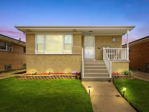561 Yates Ave, Calumet City, IL 60409