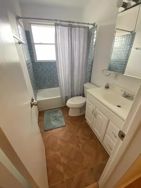 8043 W Lyons St, Niles, IL 60714 photo 14
