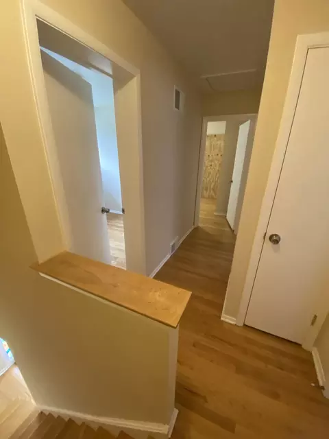 8043 W Lyons St, Niles, IL 60714 photo 13
