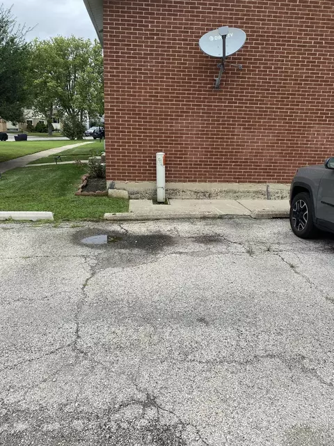 8043 W Lyons St, Niles, IL 60714 photo 24
