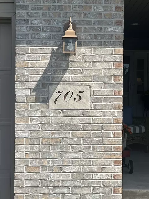 Other - 705 Yingling Dr, Dixon, IL 61021 photo 1 of 6
