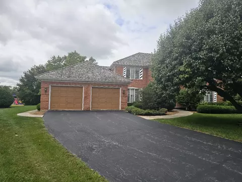 6 Victoria Ct, Oak Brook, IL 60523