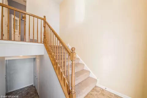 Entry Way - 4076 Pompton Ave, Elgin, IL 60124 photo 1 of 1