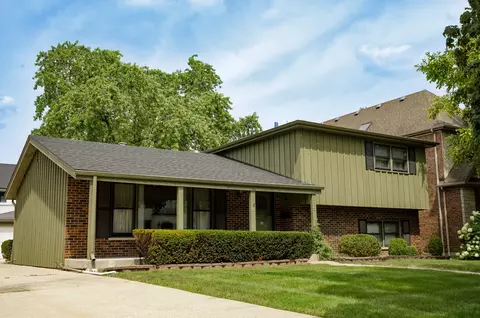 123 E Oneida Ave E, Elmhurst, IL 60126 photo 2