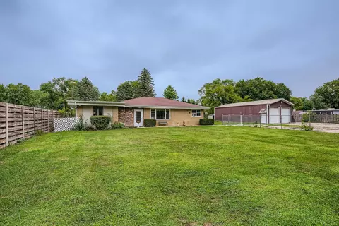 26066 W Oak Ave, Antioch, IL 60002