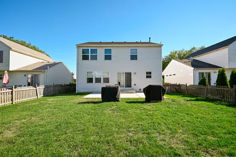 Exterior - 5805 Emerald Pointe Dr, Plainfield, IL 60586 photo 5 of 5