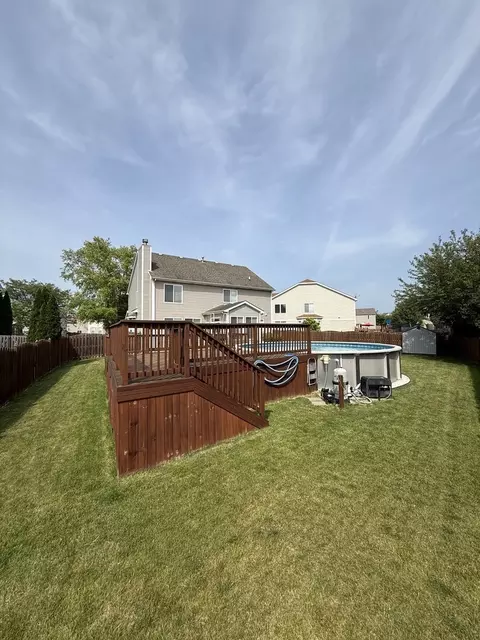 Exterior - 710 Silver Leaf Ct, Joliet, IL 60431 photo 3 of 5