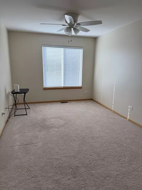 Bedroom - 710 Silver Leaf Ct, Joliet, IL 60431 photo 2 of 5