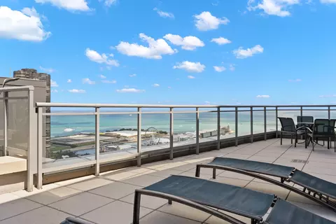 View/Area - 450 E Waterside Dr #1101, Chicago, IL 60601 photo 5 of 5
