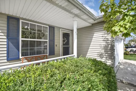 Exterior - 19 Andy Ct, Bloomington, IL 61704 photo 2 of 6