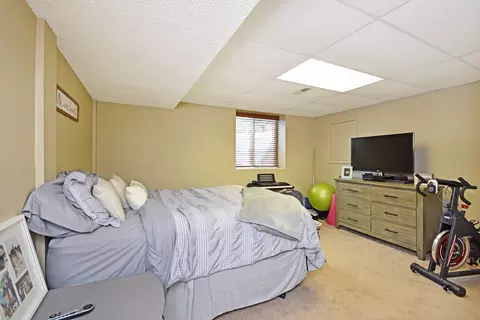 Bedroom - 19 Andy Ct, Bloomington, IL 61704 photo 10 of 11