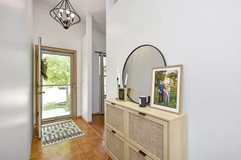 Entry Way - 19 Andy Ct, Bloomington, IL 61704 photo 1 of 3