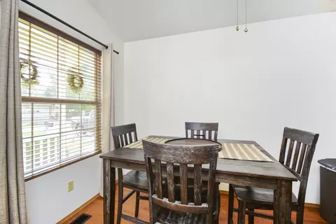 Dining - 19 Andy Ct, Bloomington, IL 61704 photo 2 of 4