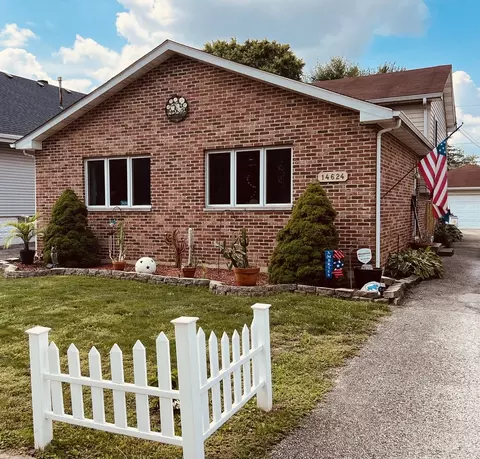 14624 Kolmar Ave, Midlothian, IL 60445
