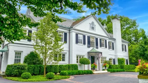 5 Woodley Rd, Winnetka, IL 60093