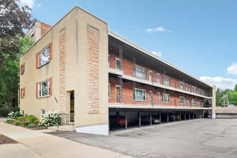 409 Lathrop Ave #1A, River Forest, IL 60305