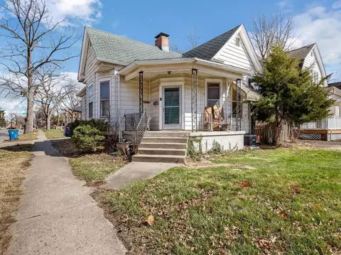 1300 S Walnut St, Springfield, IL 62704