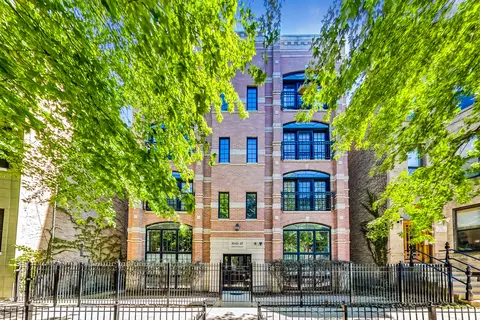 3545 N Wilton Ave #4S, Chicago, IL 60657
