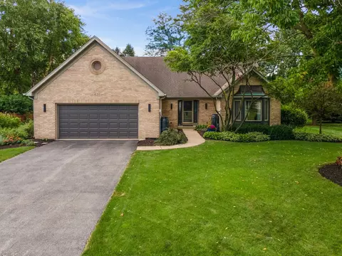 610 Norcross Dr, Batavia, IL 60510