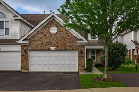 710 Citadel Dr, Westmont, IL 60559