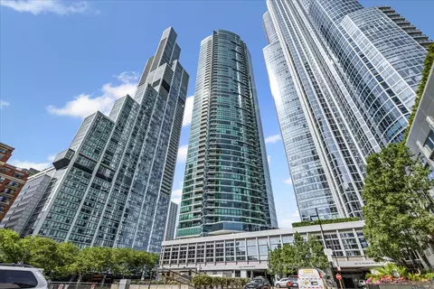 1201 S Prairie Ave #403, Chicago, IL 60605