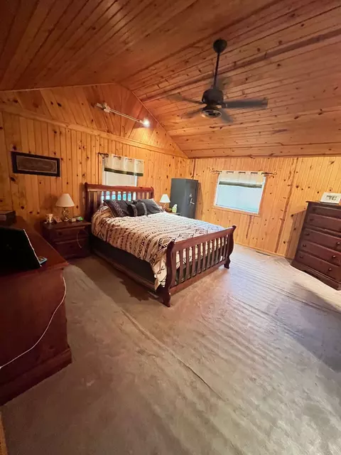 Bedroom - 402 S Paddock Ave, Ashton, IL 61006 photo 1 of 2