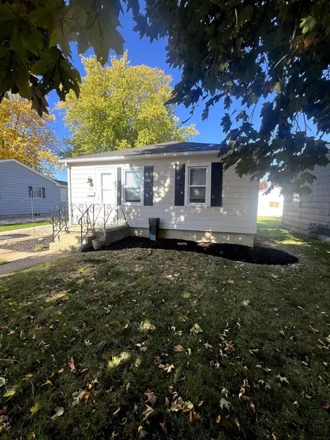 914 E Benton St, Morris, IL 60450