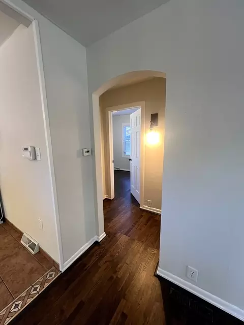 Entry Way - 914 E Benton St, Morris, IL 60450 photo 1 of 1