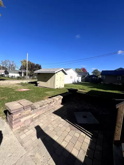 Exterior - 914 E Benton St, Morris, IL 60450 photo 1 of 2