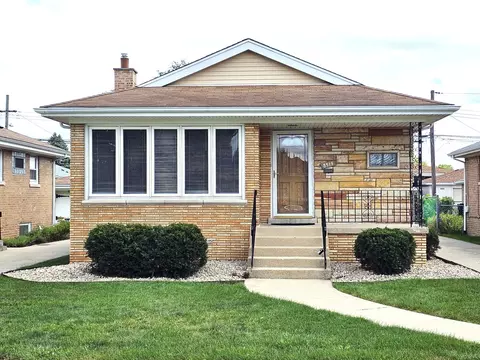 8519 S Tripp Ave, Chicago, IL 60652