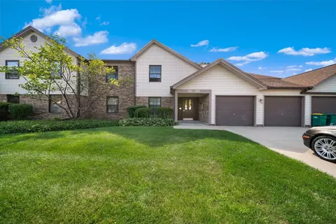 766 White Pine Rd #6B1, Buffalo Grove, IL 60089