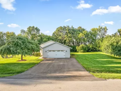 126 SE Galleon Run Dr, Poplar Grove, IL 61065