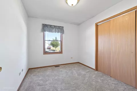 6614 Langsford Ln, Plainfield, IL 60586 photo 14