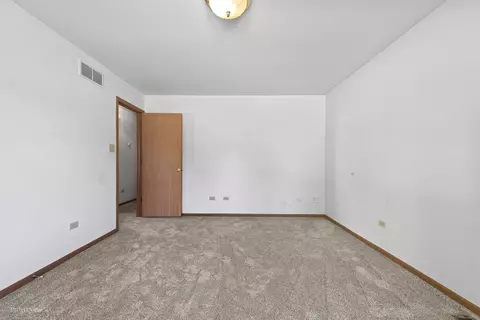 6614 Langsford Ln, Plainfield, IL 60586 photo 13