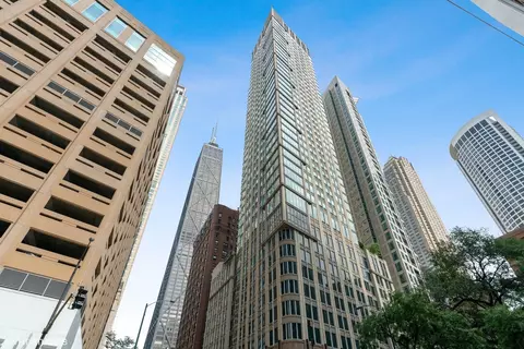 57 E Delaware Pl #3404, Chicago, IL 60611